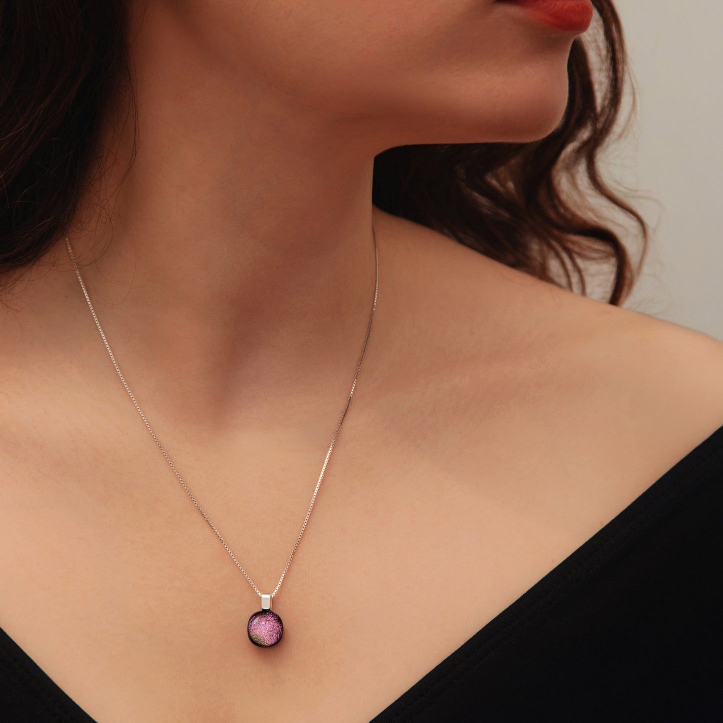 Luna October Necklace in Dark Pink