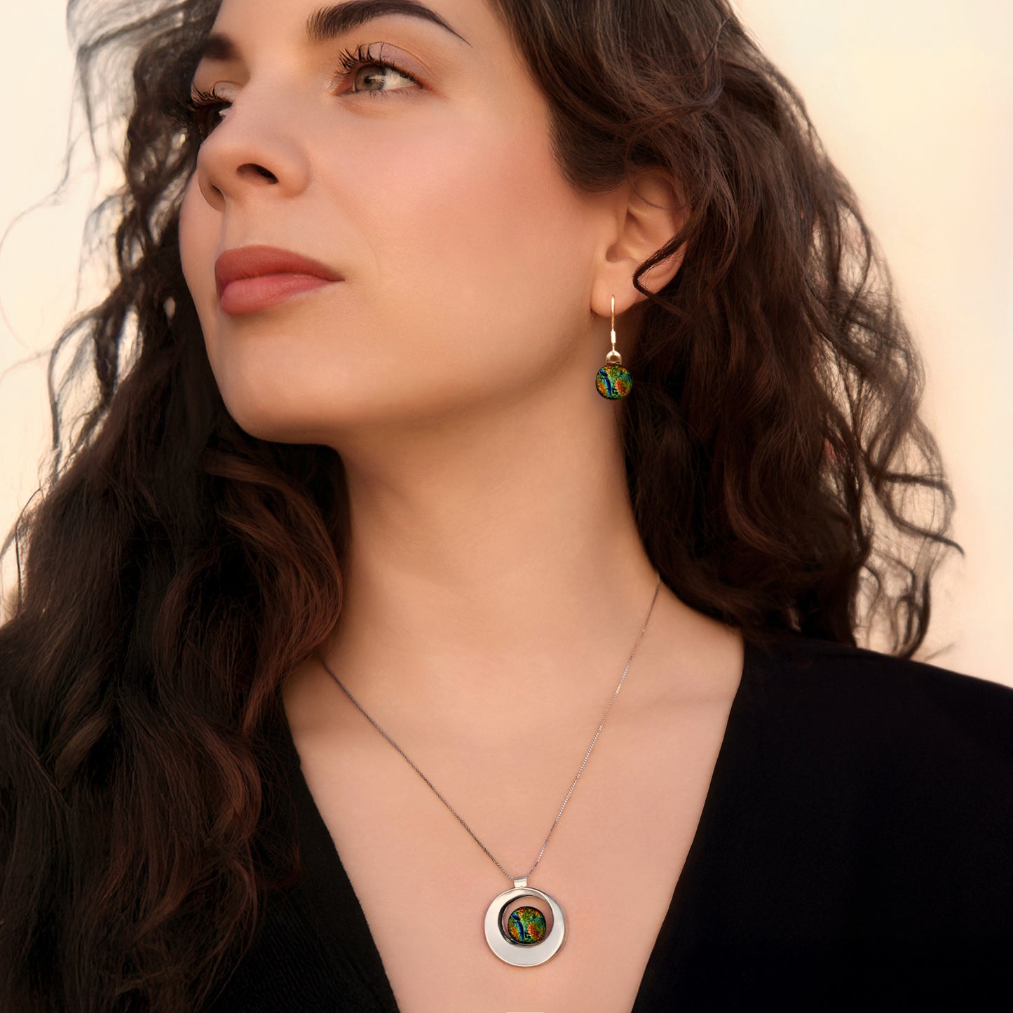 Stella Swirl Necklace in Green/Orange Bubbles