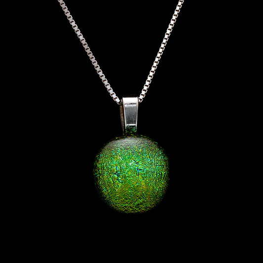 Luna August Necklace in Light Green
