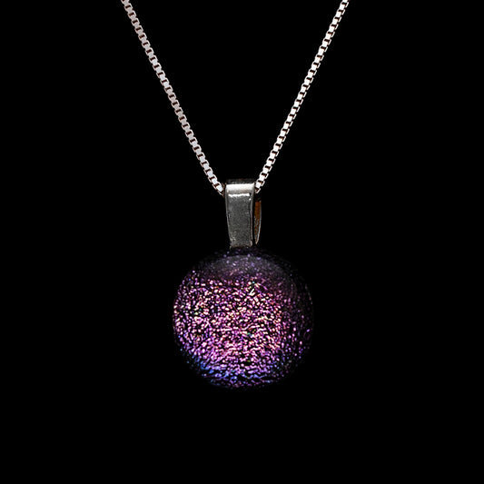 Luna October Necklace in Dark Pink
